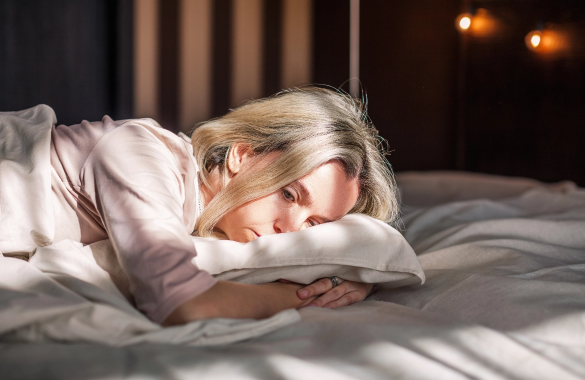 stock-photo-tired-middle-aged-woman-lying-in-bed-can-t-sleep-late-at-morning-with-insomnia-adult-lady-sick-or-2162161347@2x stock-photo-tired-middle-aged-woman-lying-in-bed-can-t-sleep-late-at-morning-with-insomnia-adult-lady-sick-or-2162161347@2x